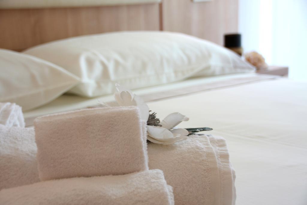 Hotel Astrid Cervia Esterno foto
